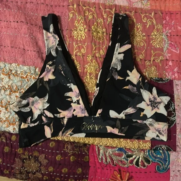 NWOT Victorias Secret Bralette XL - Picture 5 of 7